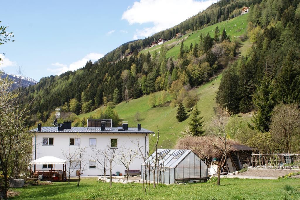 Ferienwohnungen Landler Ahrntal Zimmer foto